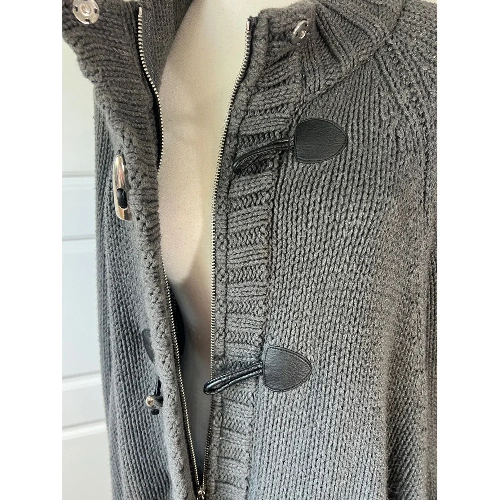 Michael Kors Gray Knit‎ Toggle Closure Poncho Cape Sweater Large